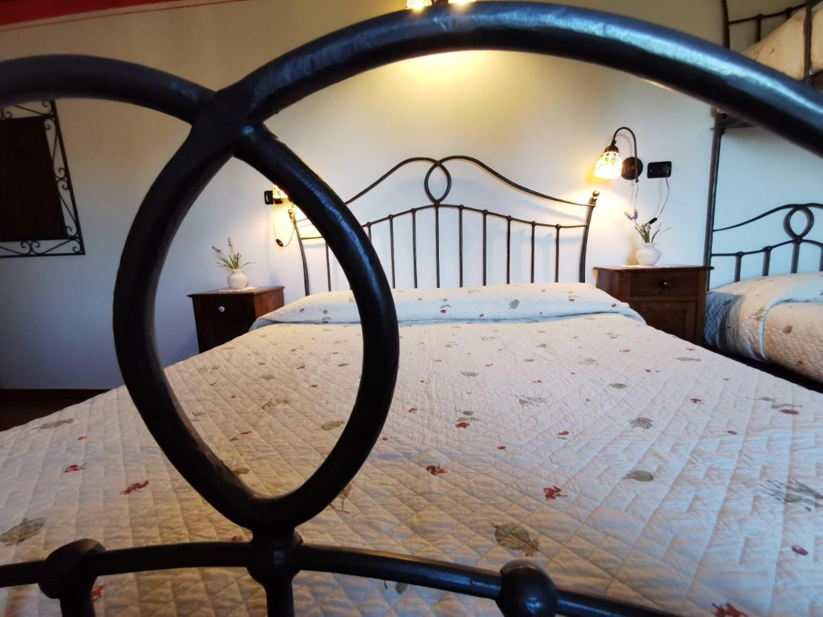 Casale Dei Gelsi Bed & Breakfast Castiglione In Teverina Bagian luar foto